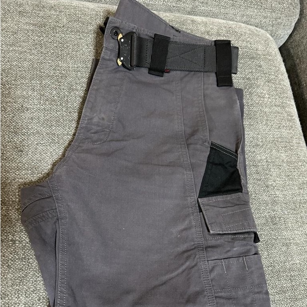 Kitanica pants shorts and on top